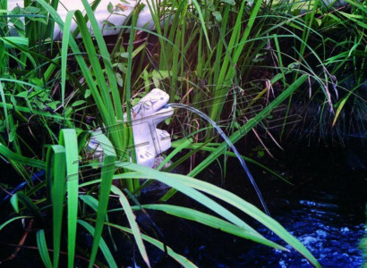 Gartenfigur "Frosch Fontaine" 20cm Teichfigur Menschen Steinguss